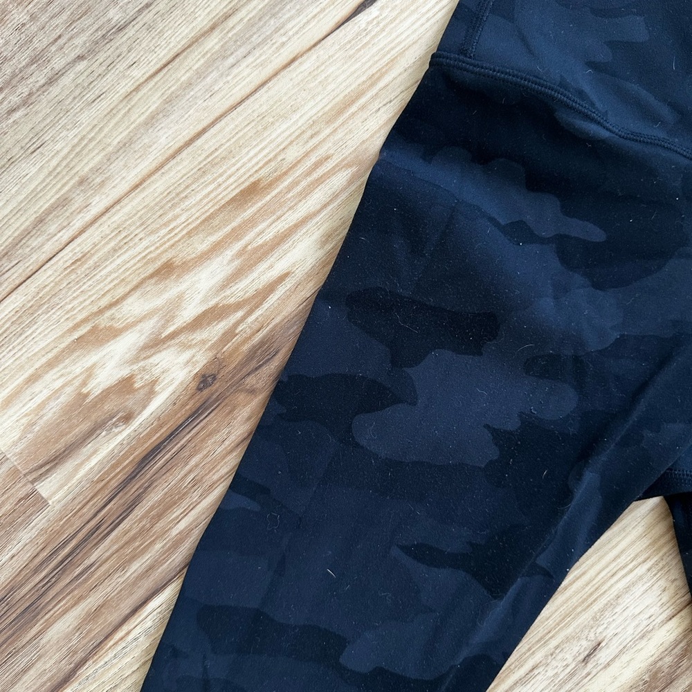 Lululemon Camo Set - Picture 2 of 7